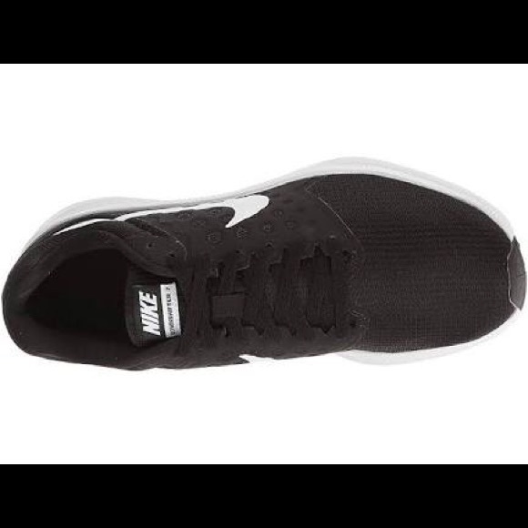 ❤️WMNS Nike Downshifter 7 Wide Running black/white - Picture 5 of 8